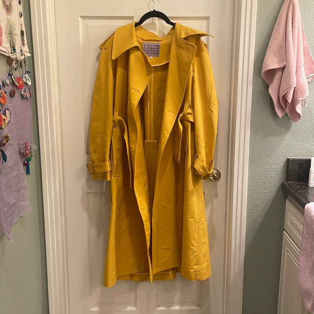 Alexa Chung Yellow coat size 10